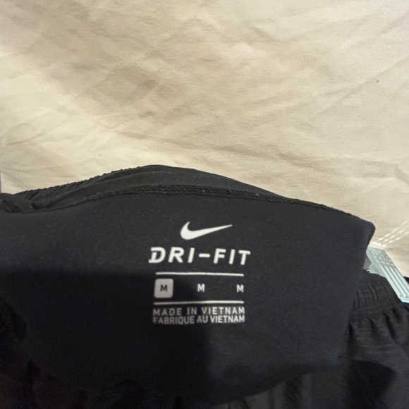 Nike Running Shorts - Picture 3 of 3